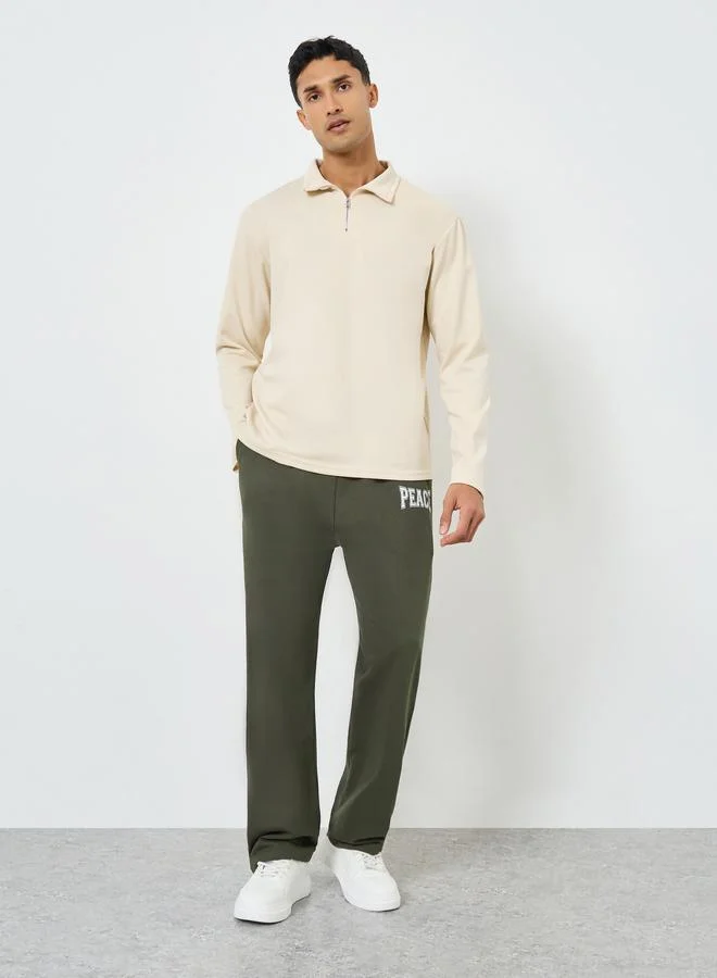 ستايلي جوغر تيري واسع بطبعة صغيرة